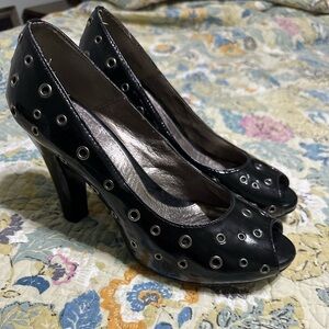 Sofft Peep toe pumps